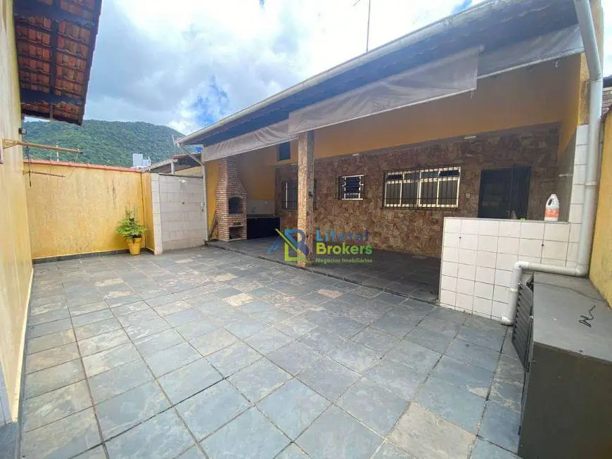Foto 1 de Casa com 3 Quartos à venda, 242m² em Solemar, Praia Grande