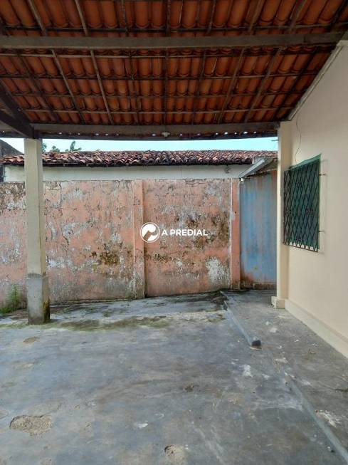 Foto 2 de Casa com 3 Quartos para alugar, 110m² em Tabapuã, Caucaia
