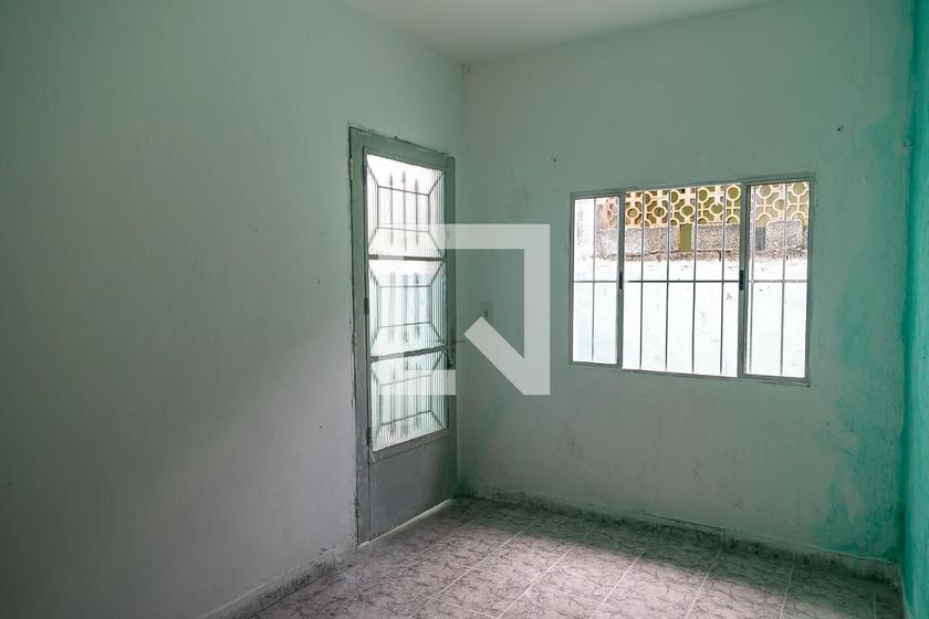 Foto 1 de Casa com 3 Quartos para alugar, 84m² em Taboão, Guarulhos