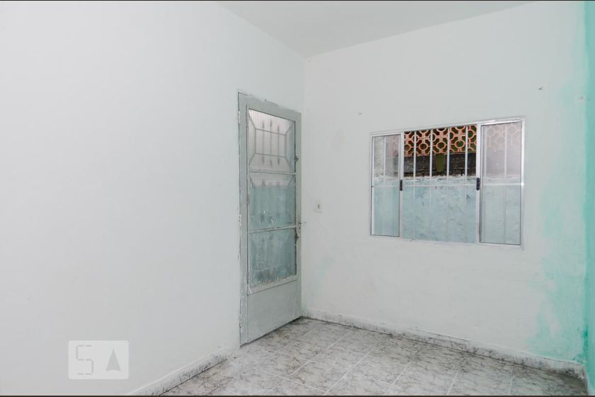 Foto 1 de Casa com 3 Quartos para alugar, 102m² em Taboão, Guarulhos