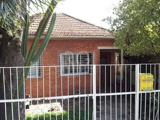 Foto 1 de Casa com 3 Quartos à venda, 80m² em Teresópolis, Porto Alegre