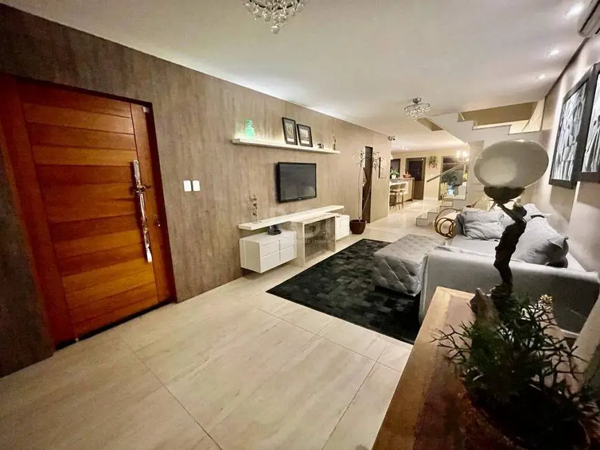 Foto 2 de Casa com 3 Quartos à venda, 272m² em Tristeza, Porto Alegre