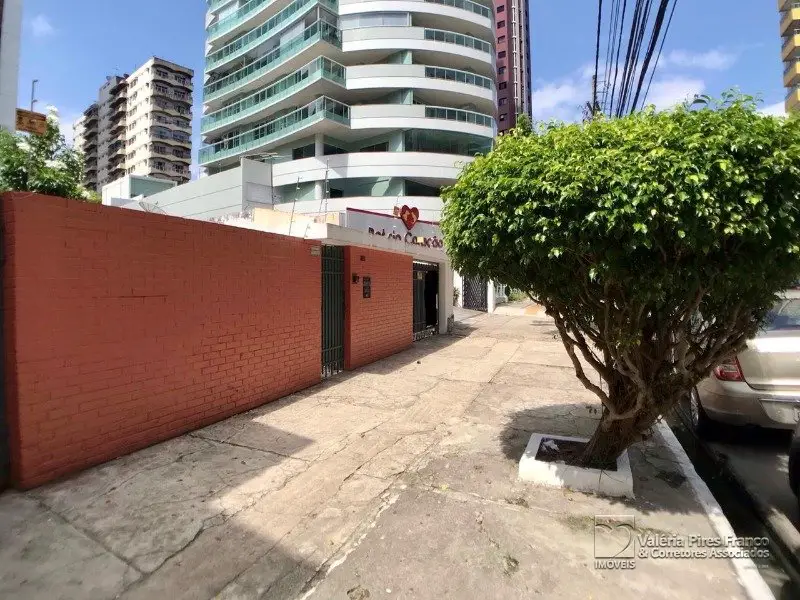 Foto 1 de Casa com 3 Quartos para alugar, 299m² em Umarizal, Belém