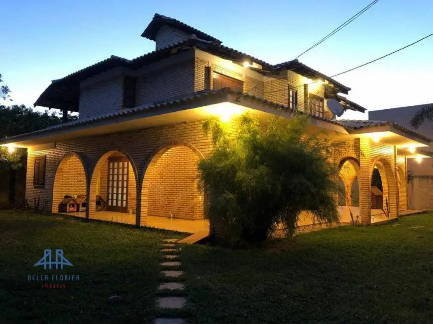 Foto 1 de Casa com 3 Quartos à venda, 409m² em Vargem Grande, Florianópolis