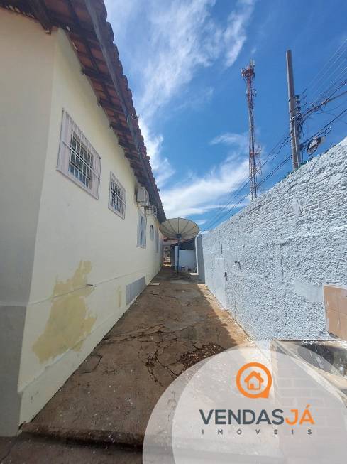 Foto 2 de Casa com 3 Quartos à venda, 200m² em Verdão, Cuiabá