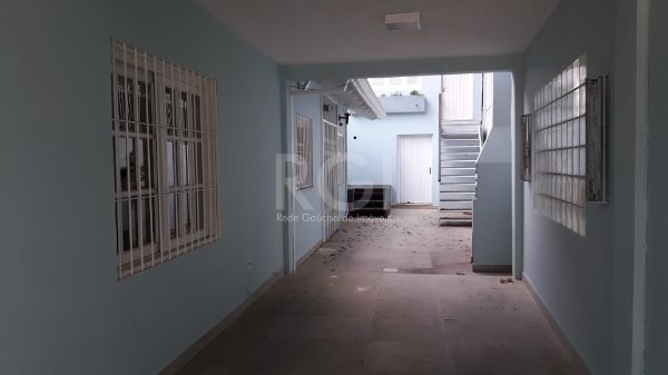 Foto 4 de Casa com 3 Quartos à venda, 217m² em Vila Assunção, Porto Alegre