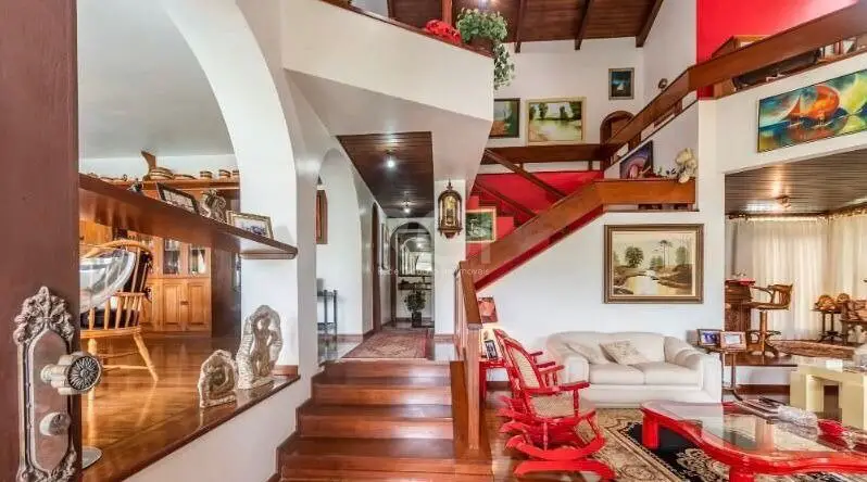 Foto 4 de Casa com 3 Quartos à venda, 456m² em Vila Assunção, Porto Alegre
