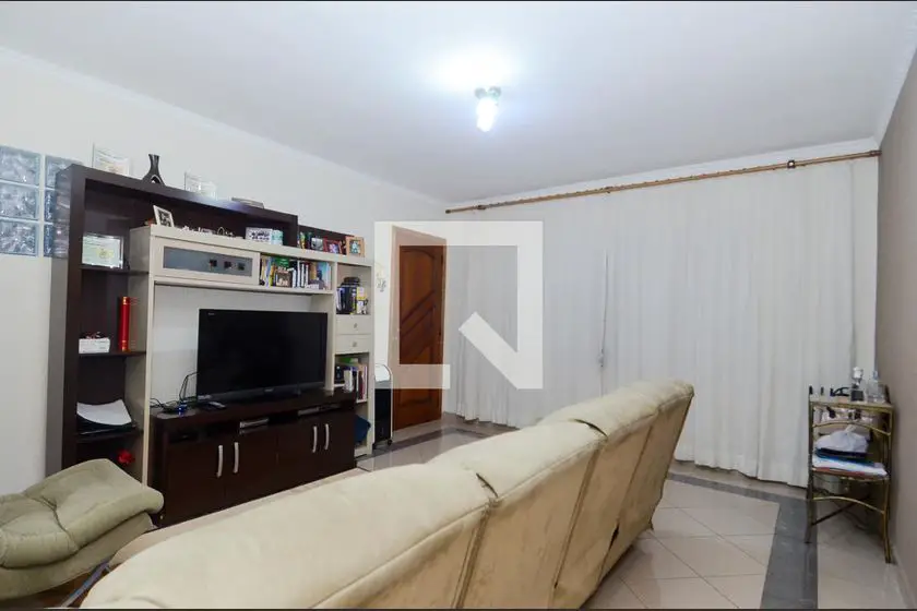Foto 1 de Casa com 3 Quartos para alugar, 233m² em Vila Augusta, Guarulhos