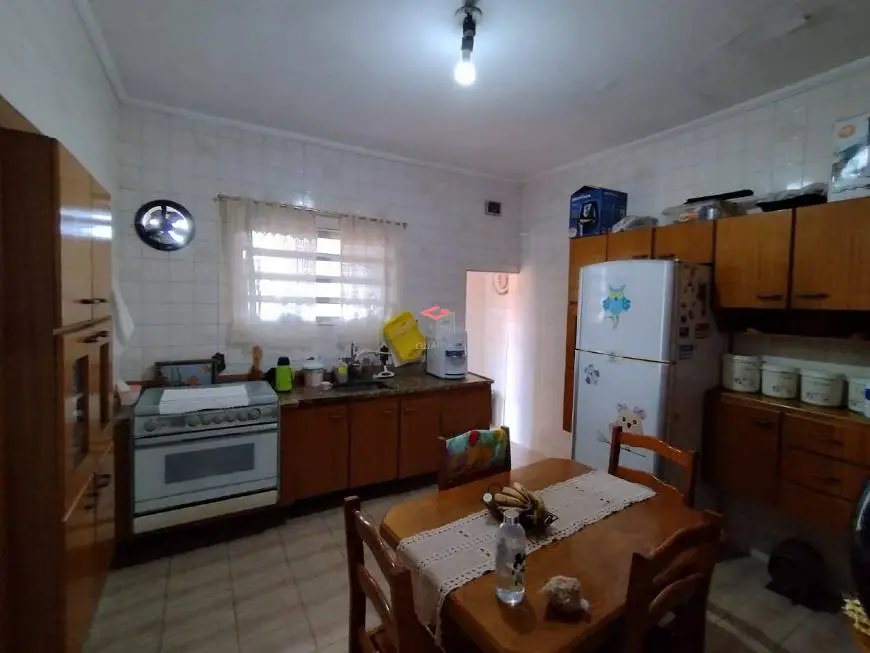 Foto 2 de Casa com 3 Quartos à venda, 200m² em Vila Curuçá, Santo André