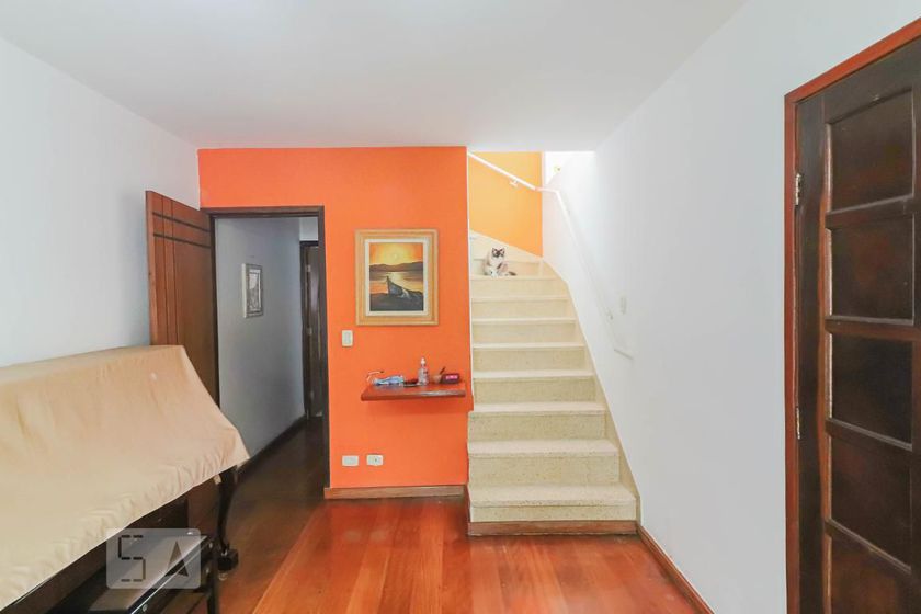 Foto 4 de Casa com 3 Quartos para alugar, 137m² em Vila Dalva, São Paulo