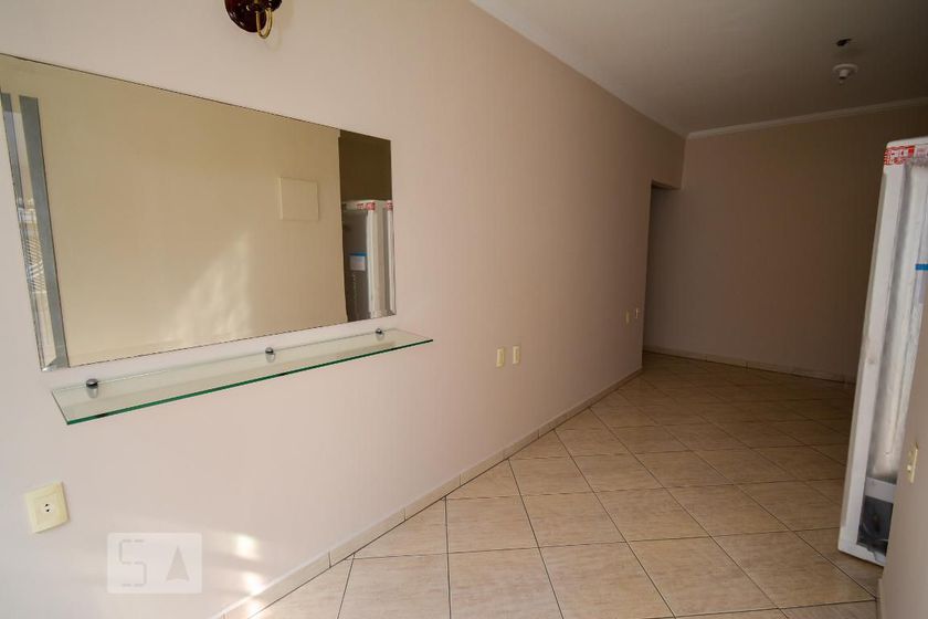 Foto 1 de Casa com 3 Quartos para alugar, 192m² em Vila Fátima, Guarulhos