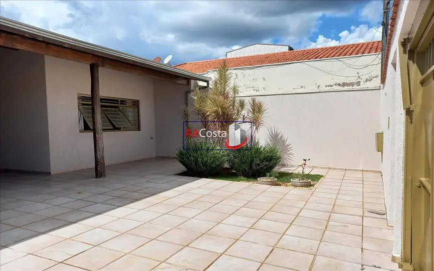 Foto 3 de Casa com 3 Quartos à venda, 193m² em Vila Nicácio, Franca