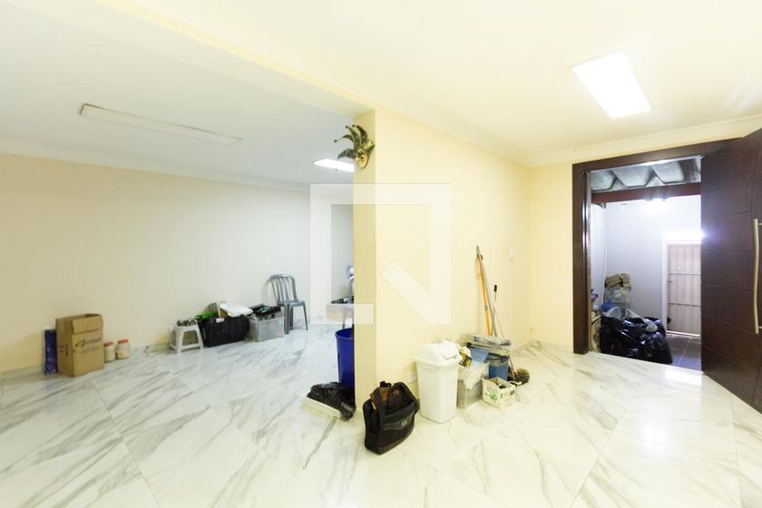 Foto 2 de Casa com 3 Quartos para alugar, 220m² em Vila Olímpia, São Paulo