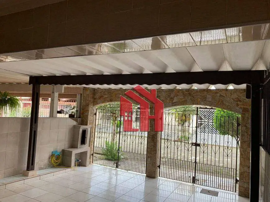 Foto 1 de Casa com 3 Quartos para venda ou aluguel, 127m² em Vilamar, Praia Grande