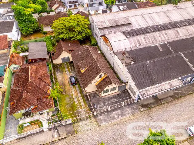 Foto 1 de Casa com 4 Quartos à venda, 120m² em Anita Garibaldi, Joinville