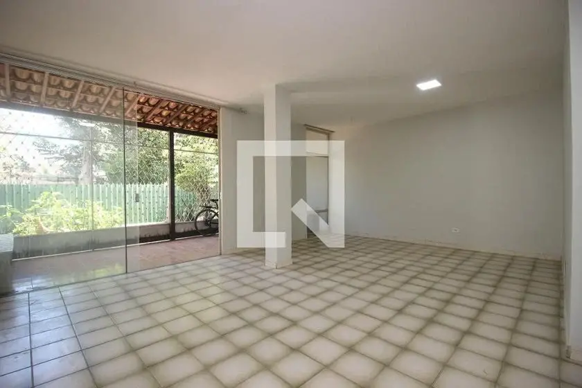 Foto 1 de Casa com 4 Quartos para alugar, 180m² em Asa Sul, Brasília