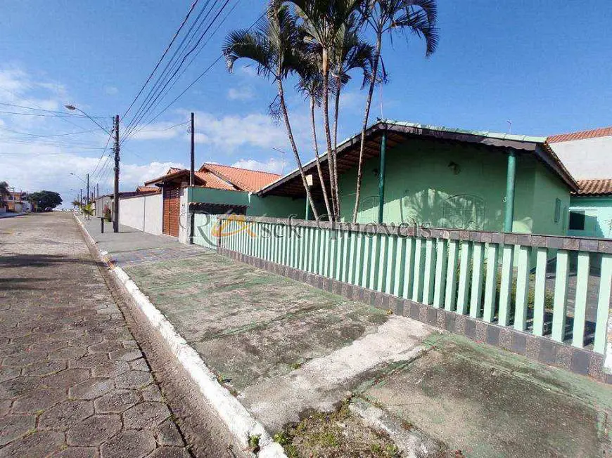 Foto 1 de Casa com 4 Quartos à venda, 130m² em Bopiranga, Itanhaém
