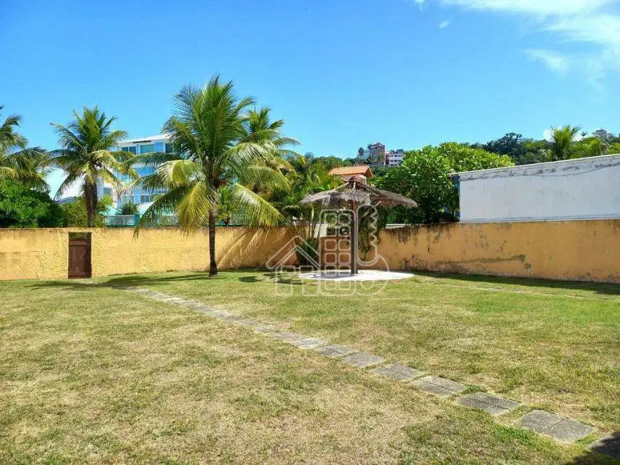 Foto 1 de Casa com 4 Quartos à venda, 180m² em Camboinhas, Niterói