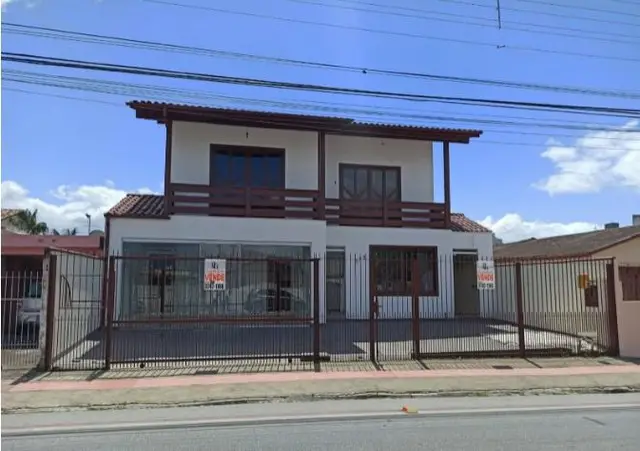 Foto 1 de Casa com 4 Quartos à venda, 260m² em Caminho Novo, Palhoça