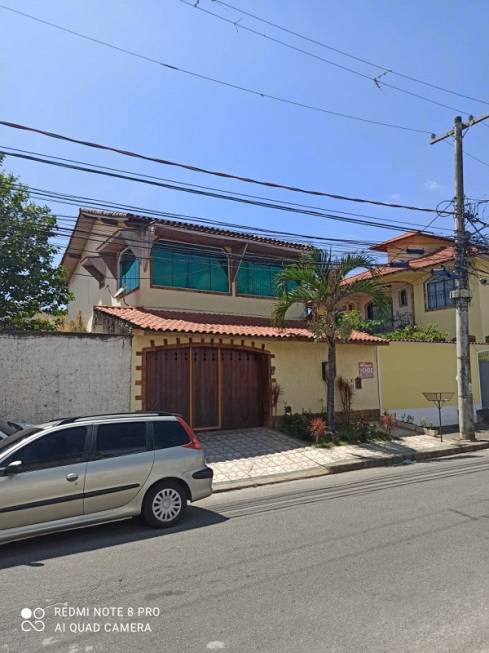 Foto 1 de Casa com 4 Quartos à venda, 320m² em Campo Grande, Rio de Janeiro