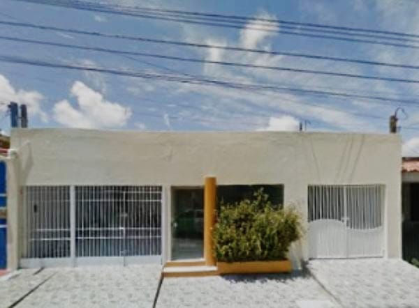 Foto 1 de Casa com 4 Quartos para venda ou aluguel, 220m² em Candelária, Natal