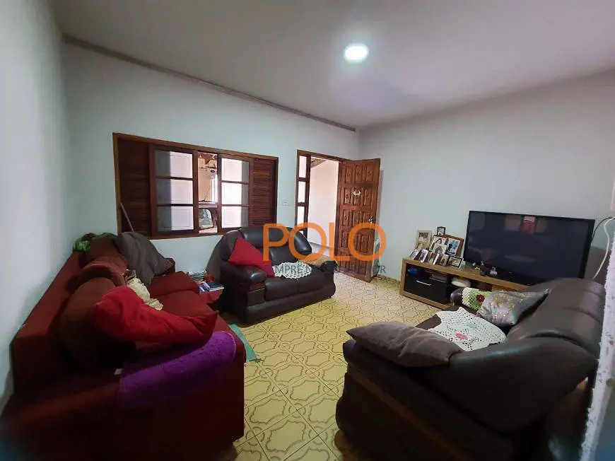 Foto 1 de Casa com 4 Quartos à venda, 143m² em Carajas, Uberlândia