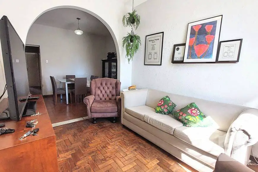 Foto 1 de Casa com 4 Quartos à venda, 180m² em Carlos Prates, Belo Horizonte