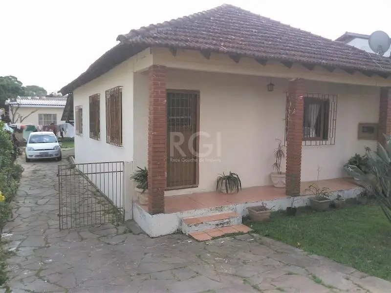 Foto 1 de Casa com 4 Quartos à venda, 146m² em Cavalhada, Porto Alegre