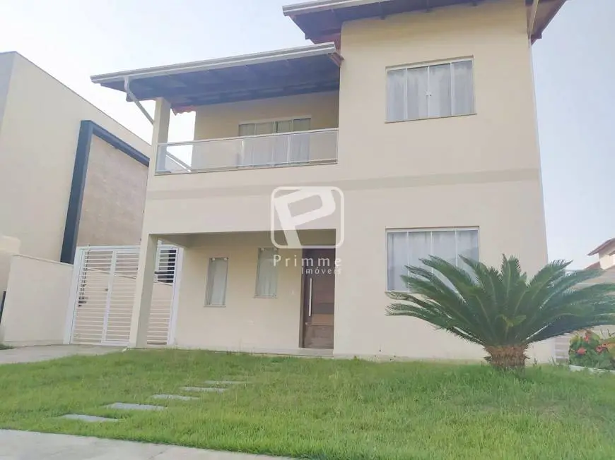 Foto 1 de Casa com 4 Quartos para alugar, 250m² em Cedros, Camboriú