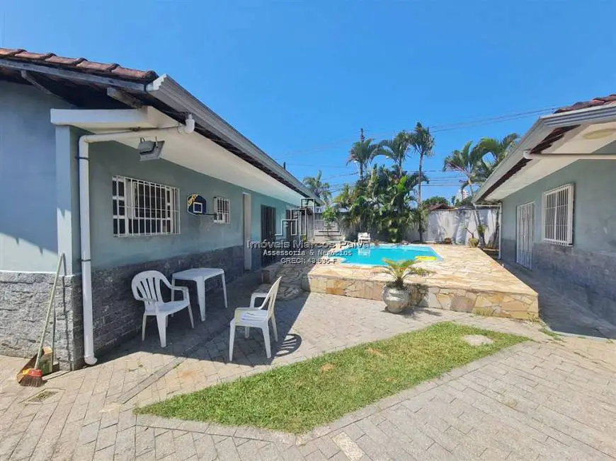 Foto 1 de Casa com 4 Quartos à venda, 158m² em Balneario Florida, Praia Grande