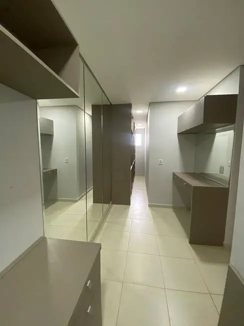 Foto 1 de Casa com 4 Quartos para alugar, 278m² em Condomínio Belvedere, Cuiabá