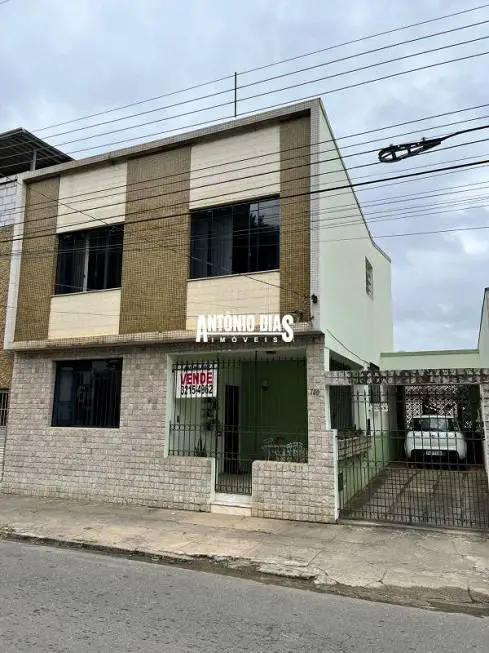 Foto 1 de Casa com 4 Quartos à venda, 250m² em Costa Carvalho, Juiz de Fora
