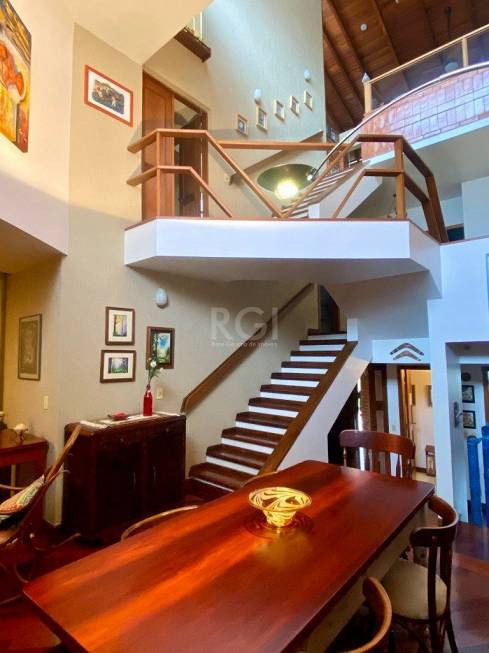 Foto 1 de Casa com 4 Quartos à venda, 359m² em Cristal, Porto Alegre