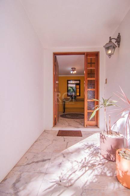 Foto 4 de Casa com 4 Quartos à venda, 392m² em Cristal, Porto Alegre
