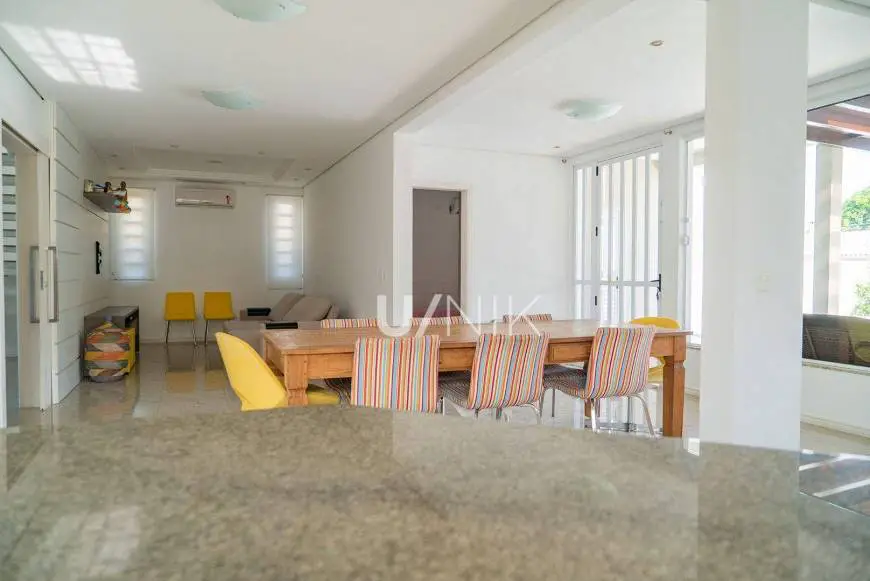 Foto 5 de Casa com 4 Quartos para alugar, 240m² em Daniela, Florianópolis