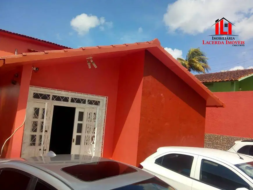 Foto 1 de Casa com 4 Quartos à venda, 300m² em Flores, Manaus