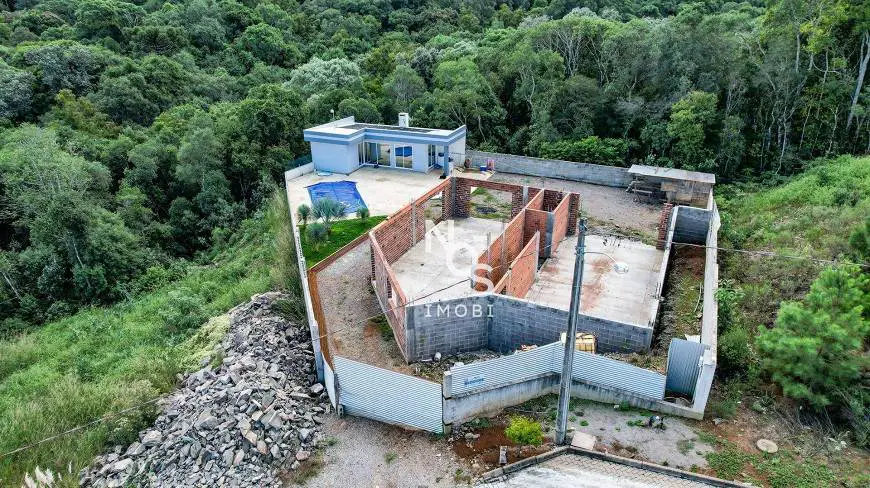 Foto 2 de Casa com 4 Quartos à venda, 250m² em , Flores da Cunha