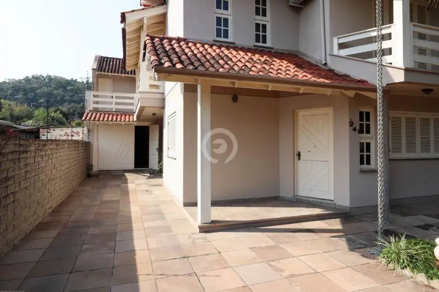 Foto 5 de Casa com 4 Quartos à venda, 244m² em Floresta, Estância Velha