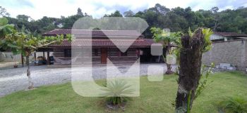 Foto 2 de Casa com 4 Quartos à venda, 200m² em , Guabiruba