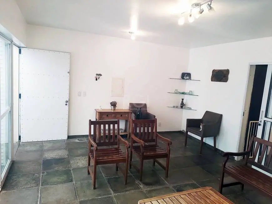 Foto 2 de Casa com 4 Quartos à venda, 233m² em Ipanema, Porto Alegre