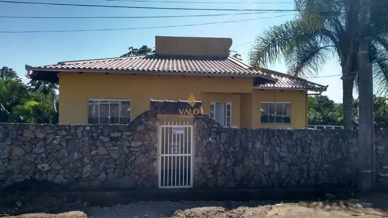 Foto 3 de Casa com 4 Quartos para alugar, 370m² em Itaipava, Itajaí