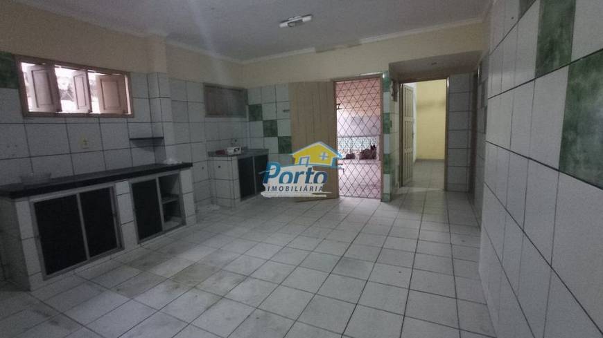 Foto 5 de Casa com 4 Quartos para alugar, 90m² em Itararé, Teresina