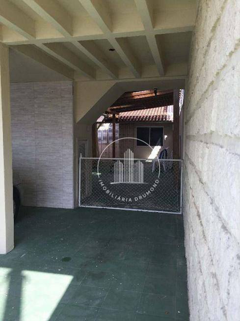 Foto 3 de Casa com 4 Quartos à venda, 200m² em Jardim Atlântico, Florianópolis