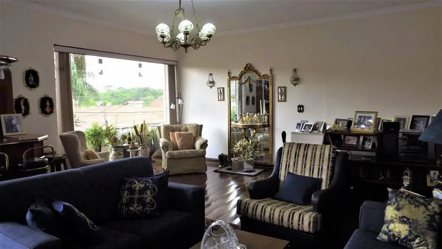 Foto 1 de Casa com 4 Quartos à venda, 370m² em Jardim Bela Vista, Campinas
