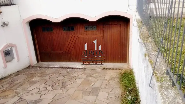 Foto 4 de Casa com 4 Quartos para alugar, 250m² em Jardim do Salso, Porto Alegre