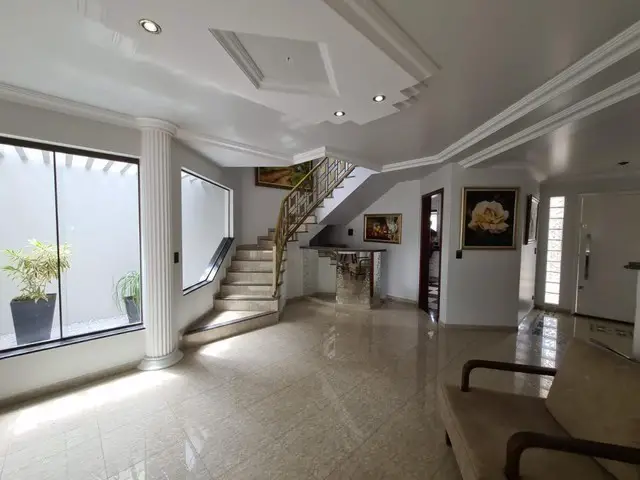 Foto 4 de Casa com 4 Quartos à venda, 326m² em Jardim Imperial II, Maringá