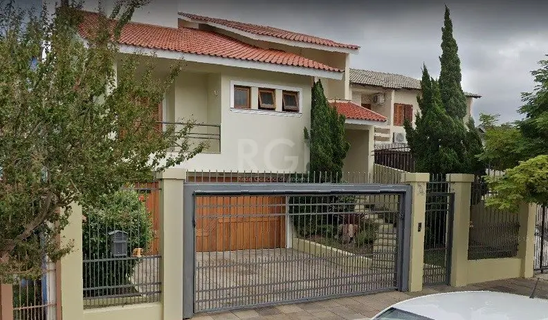 Foto 1 de Casa com 4 Quartos à venda, 310m² em Jardim Itú Sabará, Porto Alegre
