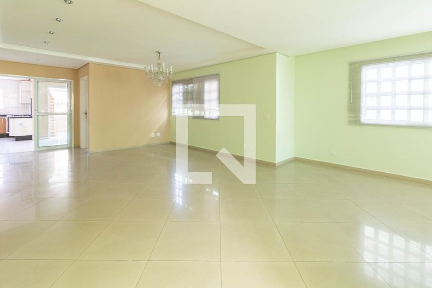 Foto 1 de Casa com 4 Quartos para alugar, 274m² em Jardim Virgínia Bianca, São Paulo