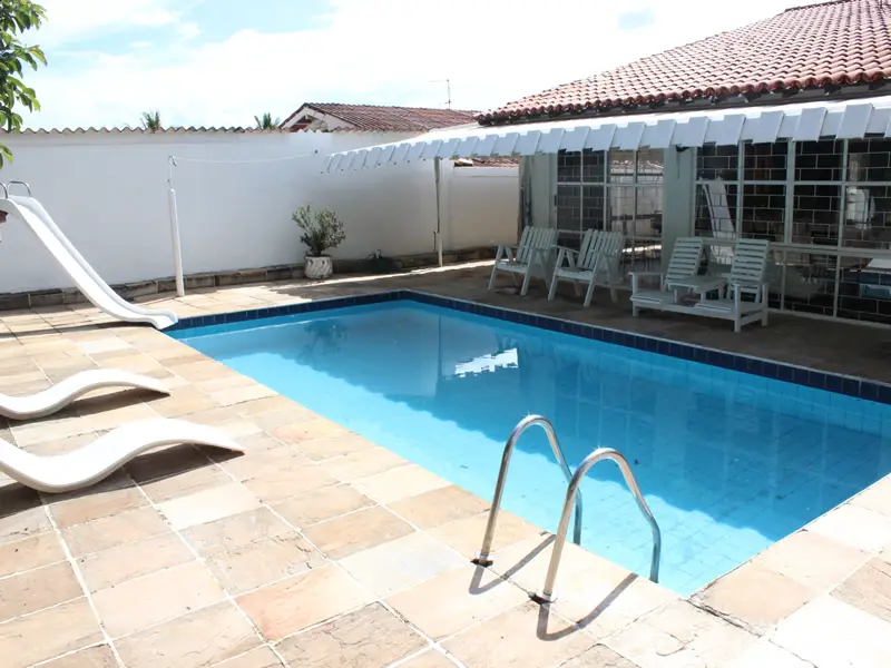 Foto 1 de Casa com 4 Quartos para alugar, 400m² em Lago Norte, Brasília