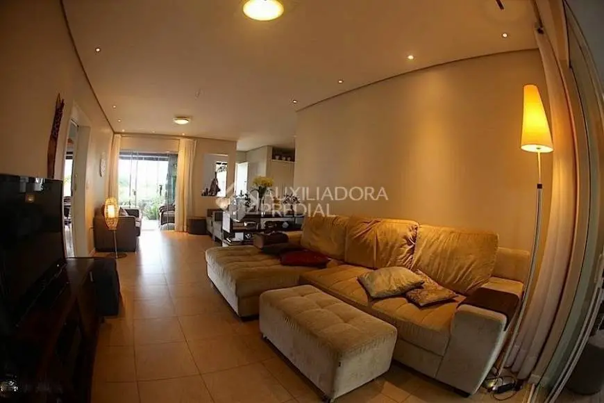 Foto 3 de Casa com 4 Quartos para alugar, 350m² em Lagoa da Conceição, Florianópolis